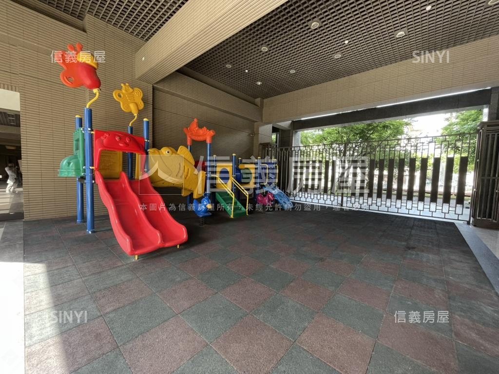 高鐵原美館採光美兩房房屋室內格局與周邊環境