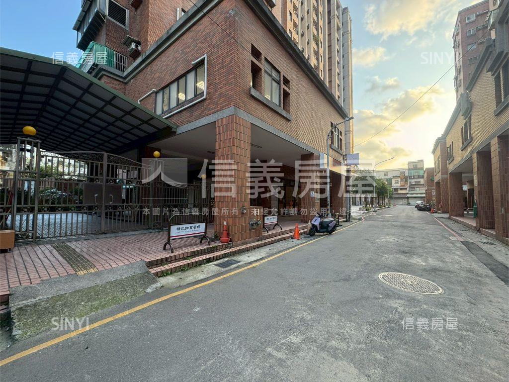 福泰金城質感三房車位房屋室內格局與周邊環境