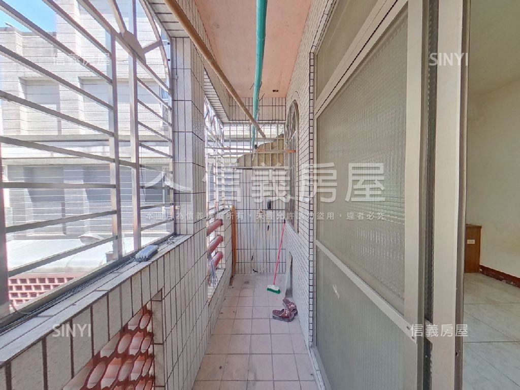 未來太子商場大里二期別墅房屋室內格局與周邊環境