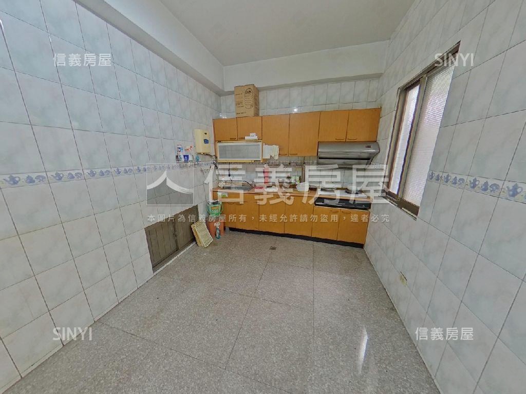 未來太子商場大里二期別墅房屋室內格局與周邊環境