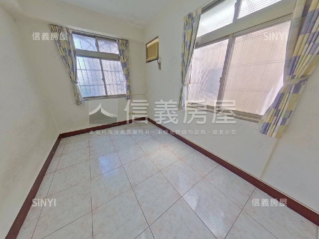未來太子商場大里二期別墅房屋室內格局與周邊環境