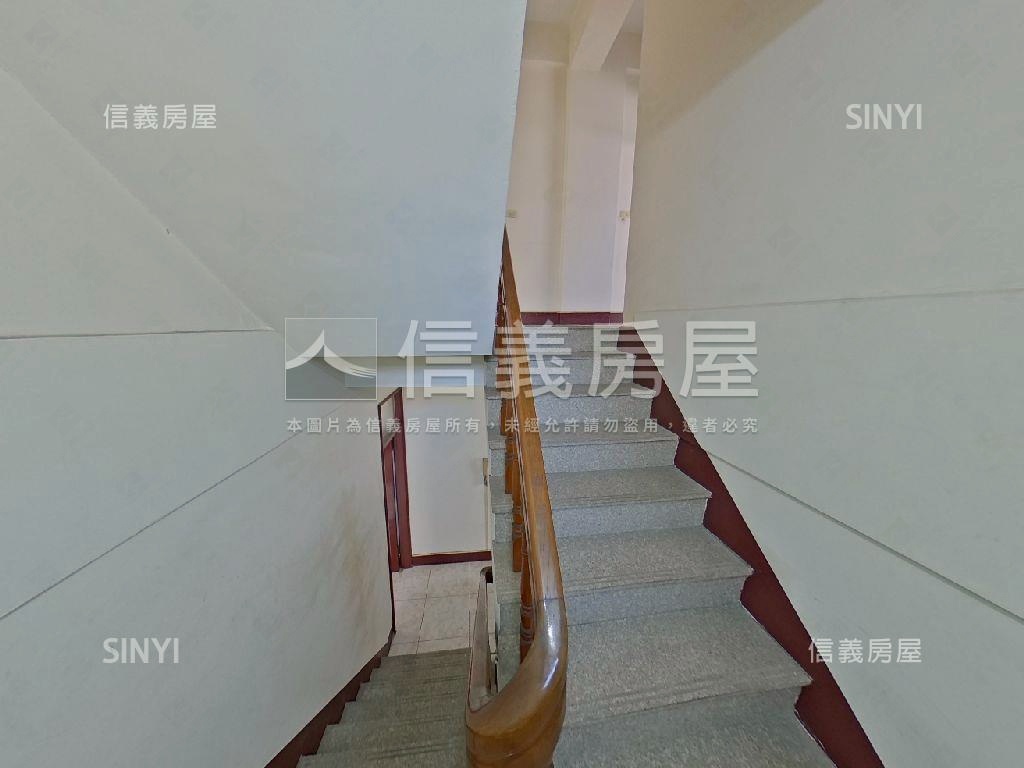 未來太子商場大里二期別墅房屋室內格局與周邊環境