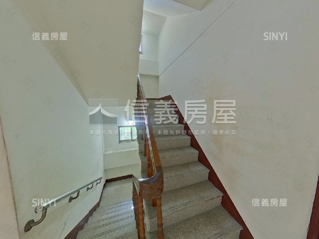 未來太子商場大里二期別墅房屋室內格局與周邊環境