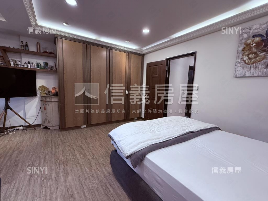 北市稀有獨棟別墅房屋室內格局與周邊環境