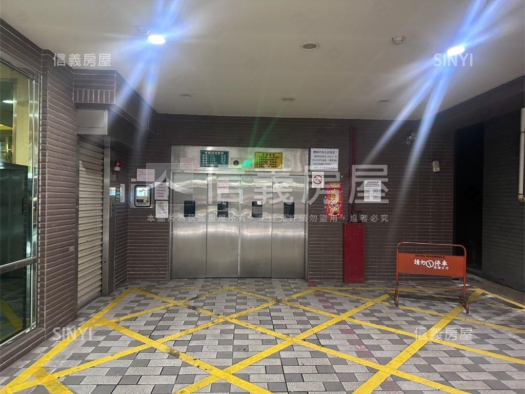 民權西路湄雅車位房屋室內格局與周邊環境