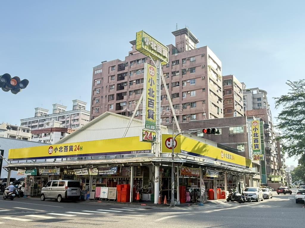 明誠大道高樓景觀三房平車房屋室內格局與周邊環境