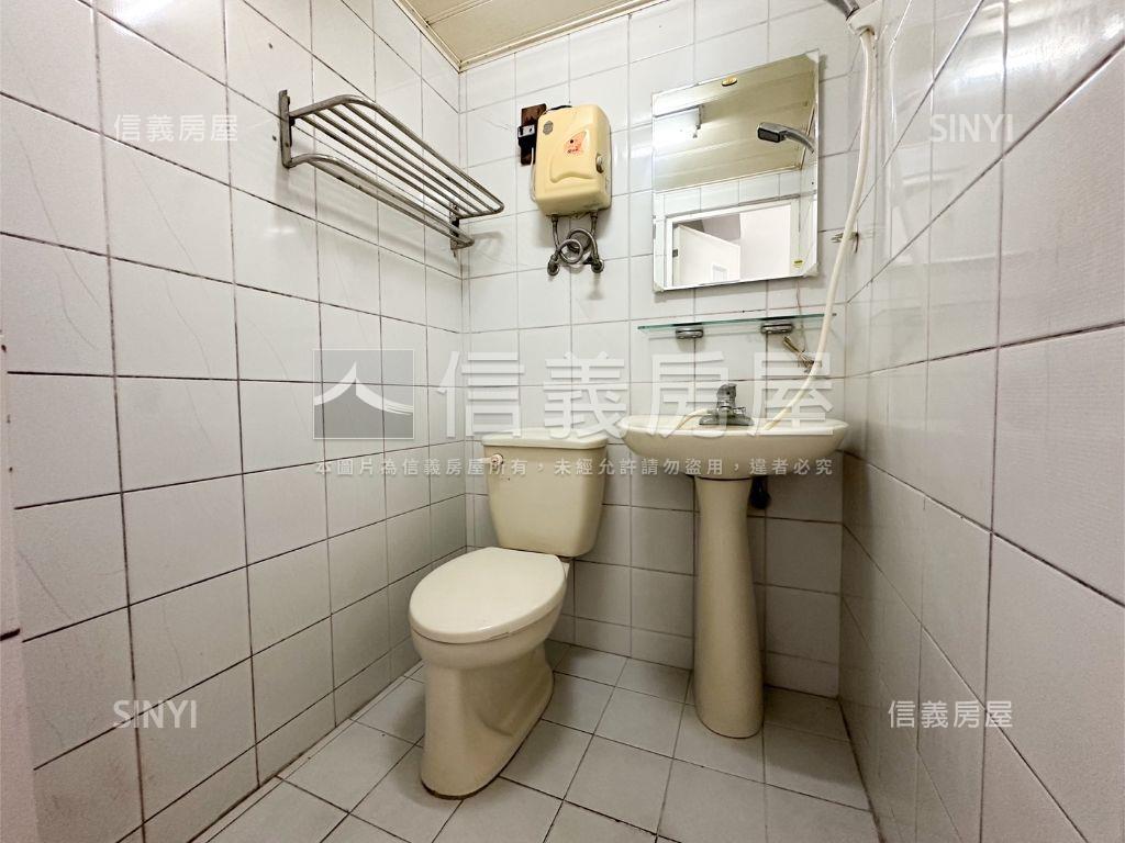 近逢甲店面保值套房增利王房屋室內格局與周邊環境