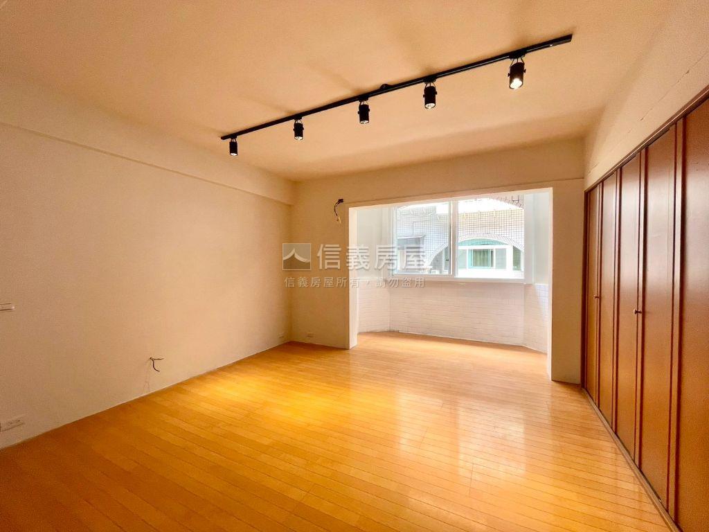邁阿密‧雅致樓中樓＋車位房屋室內格局與周邊環境