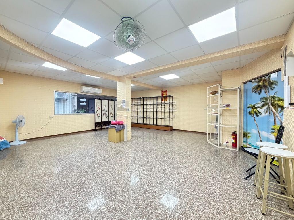近大明商圈正街三角窗店面房屋室內格局與周邊環境