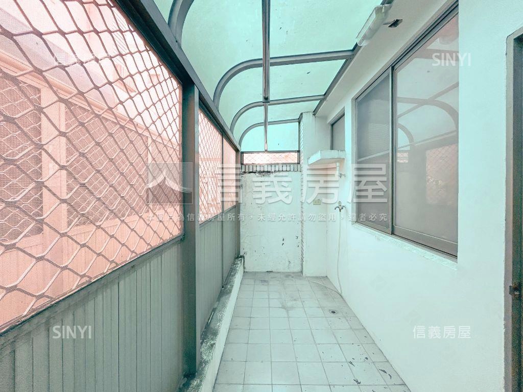 佳里多摩市溫馨邊間透天房屋室內格局與周邊環境