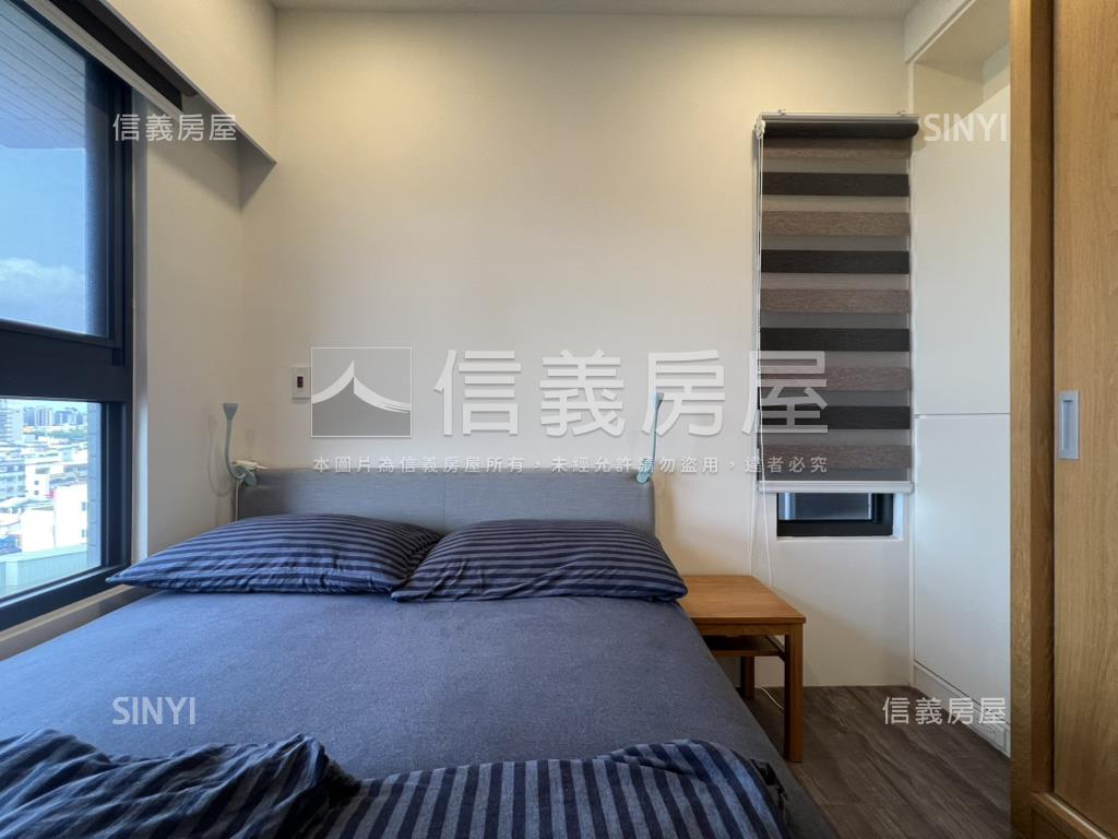 近鳳山火車站精緻兩房車位房屋室內格局與周邊環境