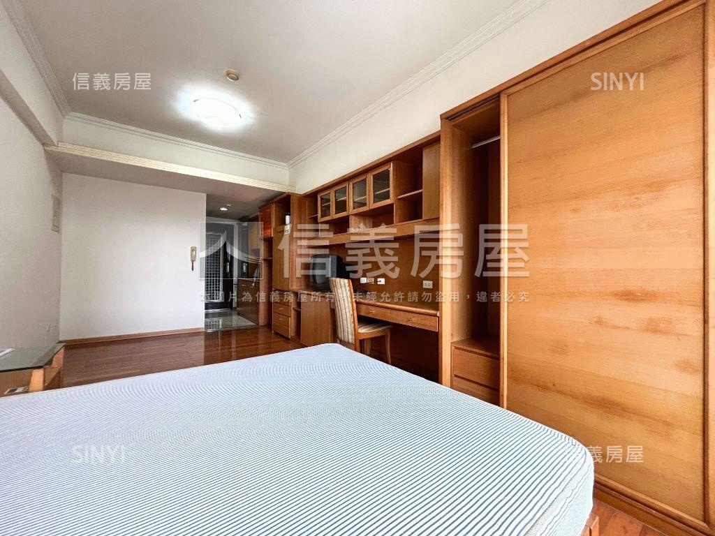 成大｜長榮新秀採光套房房屋室內格局與周邊環境