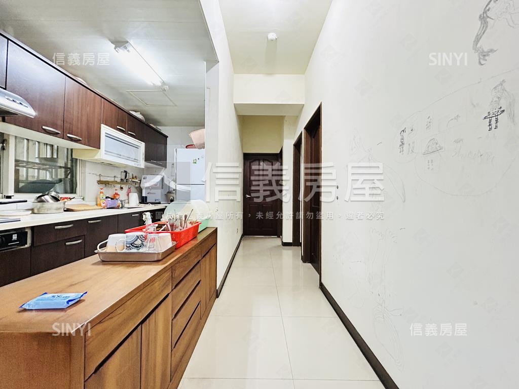 淡水春天華廈稀有釋出三房房屋室內格局與周邊環境