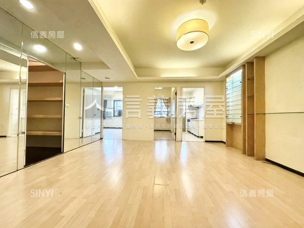鑫園｜近南屯捷站小資２房房屋室內格局與周邊環境