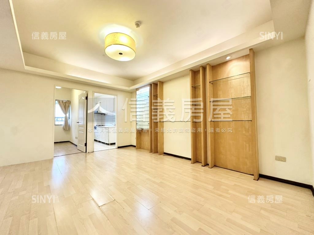 鑫園｜近南屯捷站小資２房房屋室內格局與周邊環境