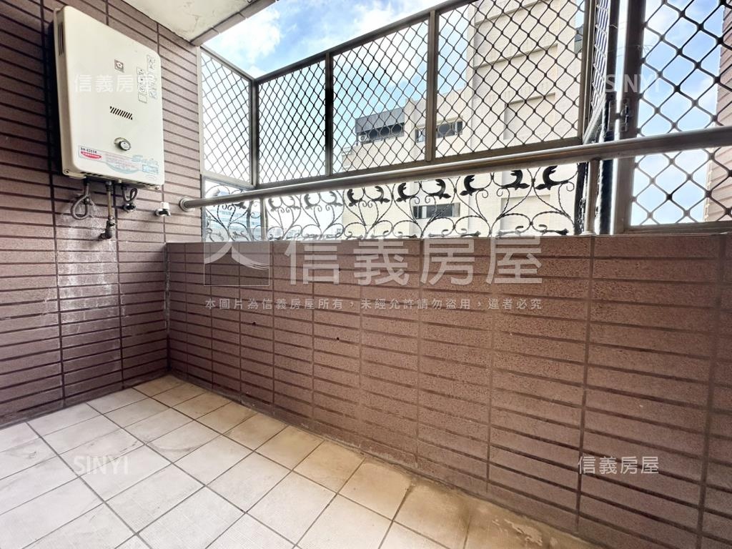 鑫園｜近南屯捷站小資２房房屋室內格局與周邊環境