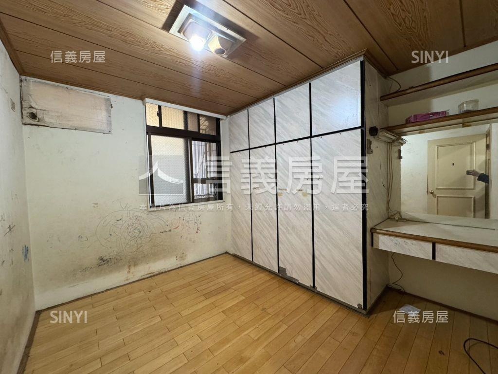 江翠膝蓋救星稀有釋出房屋室內格局與周邊環境