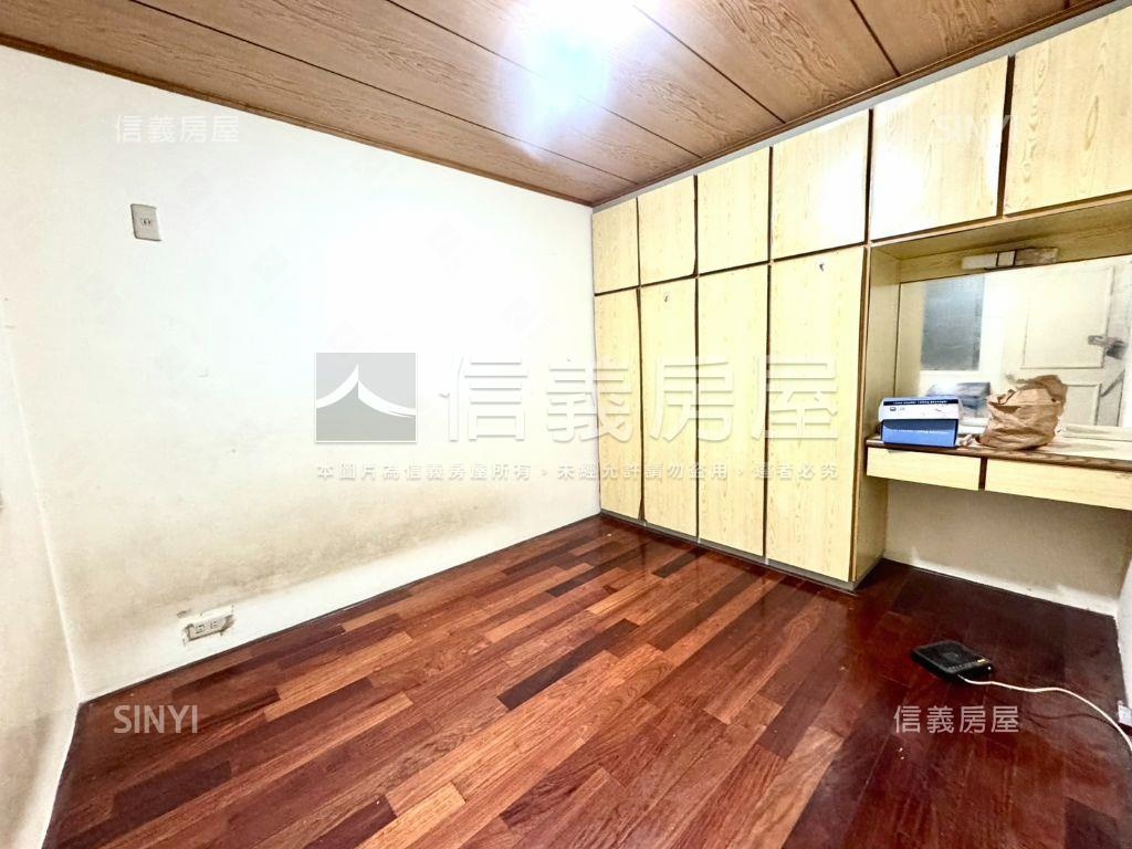 江翠膝蓋救星稀有釋出房屋室內格局與周邊環境
