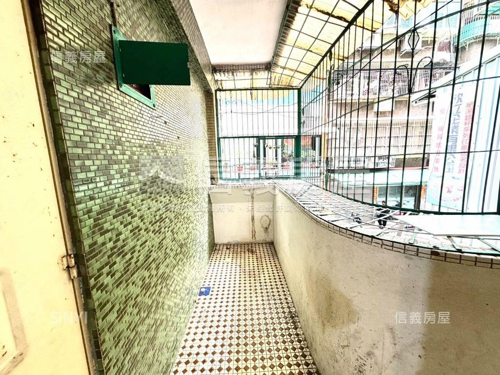 江翠膝蓋救星稀有釋出房屋室內格局與周邊環境