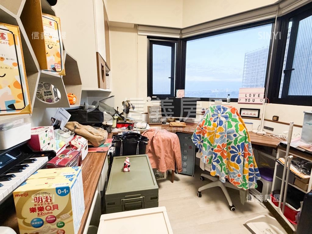 文學苑．三房雙衛浴開窗房屋室內格局與周邊環境