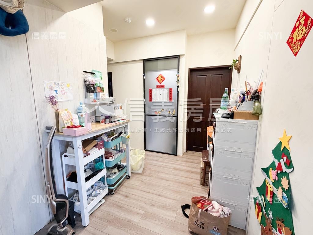 文學苑．三房雙衛浴開窗房屋室內格局與周邊環境