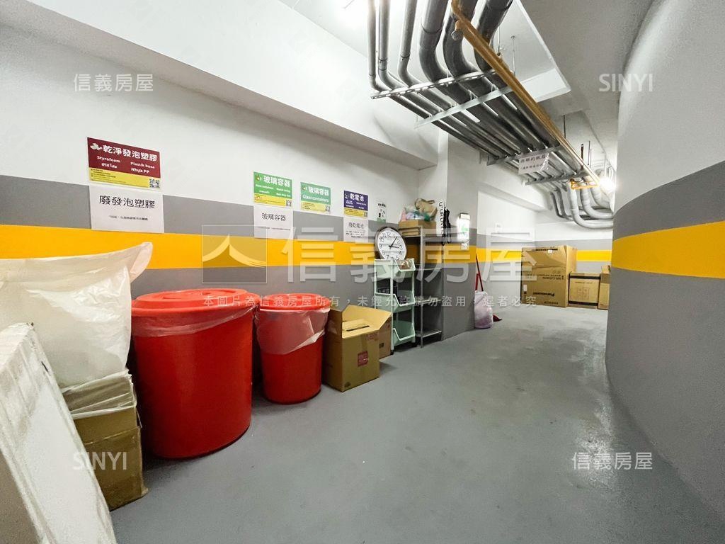 文學苑．三房雙衛浴開窗房屋室內格局與周邊環境