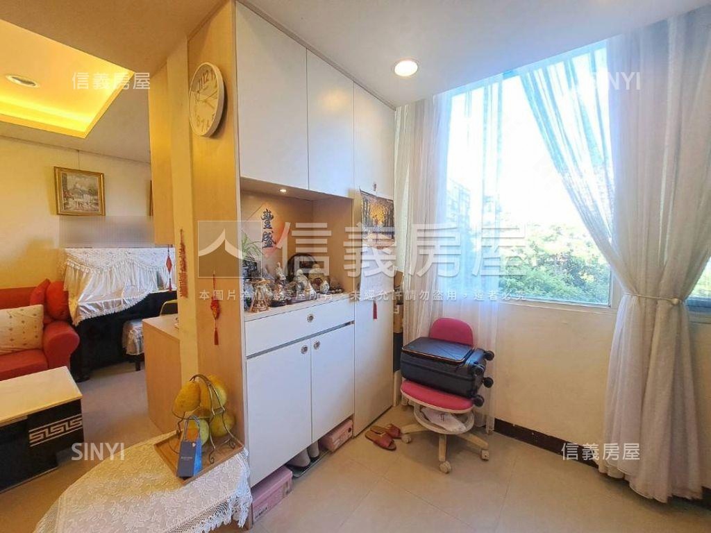 面公園綠意溫馨頂加房屋室內格局與周邊環境