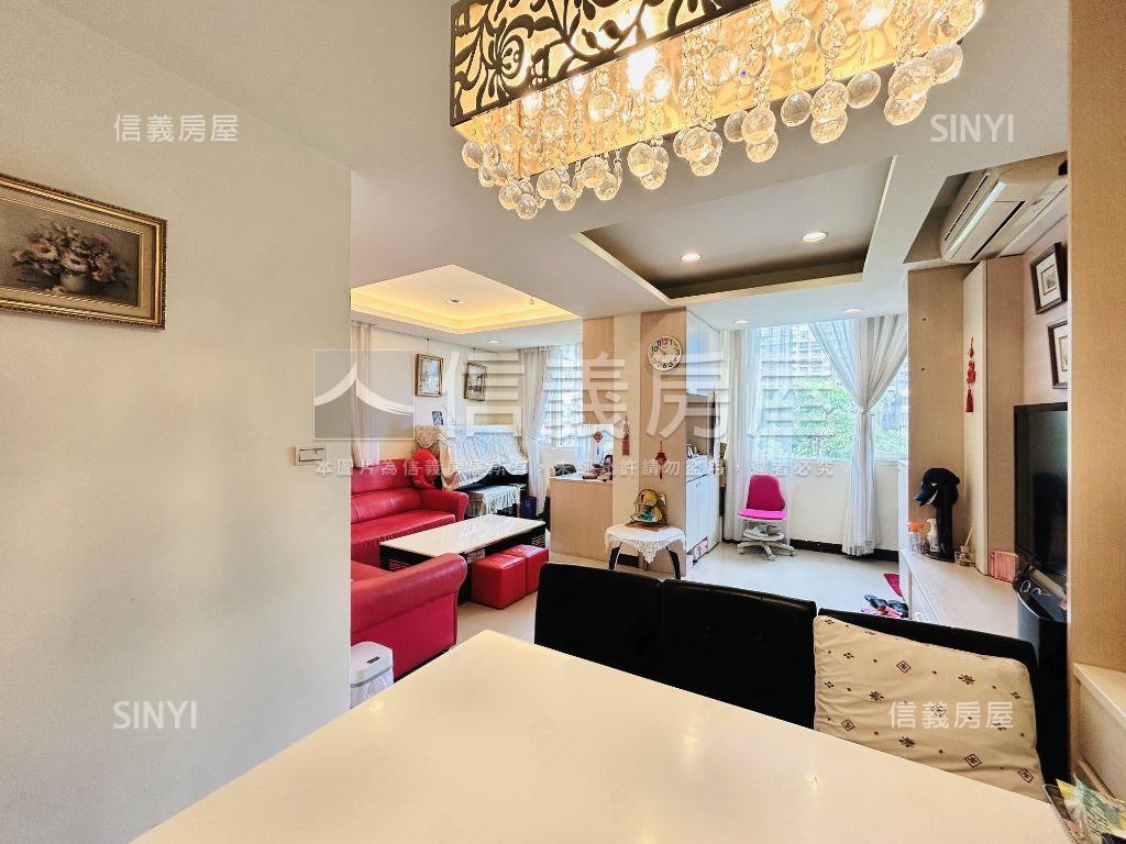 面公園綠意溫馨頂加房屋室內格局與周邊環境