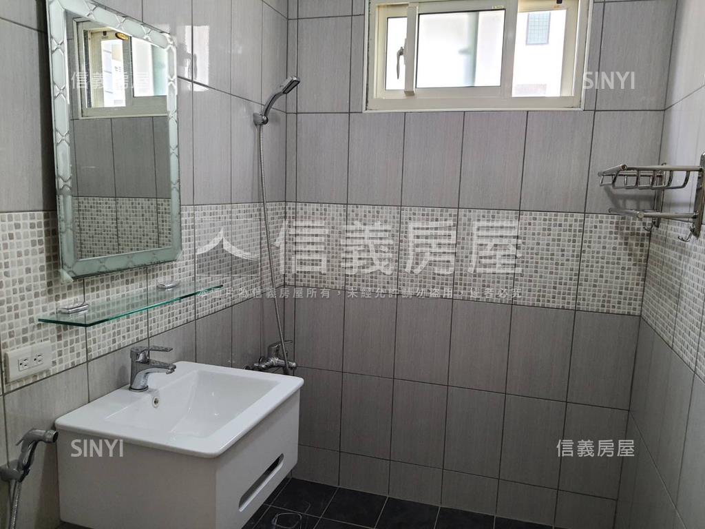 正孝德路角間店面房屋室內格局與周邊環境