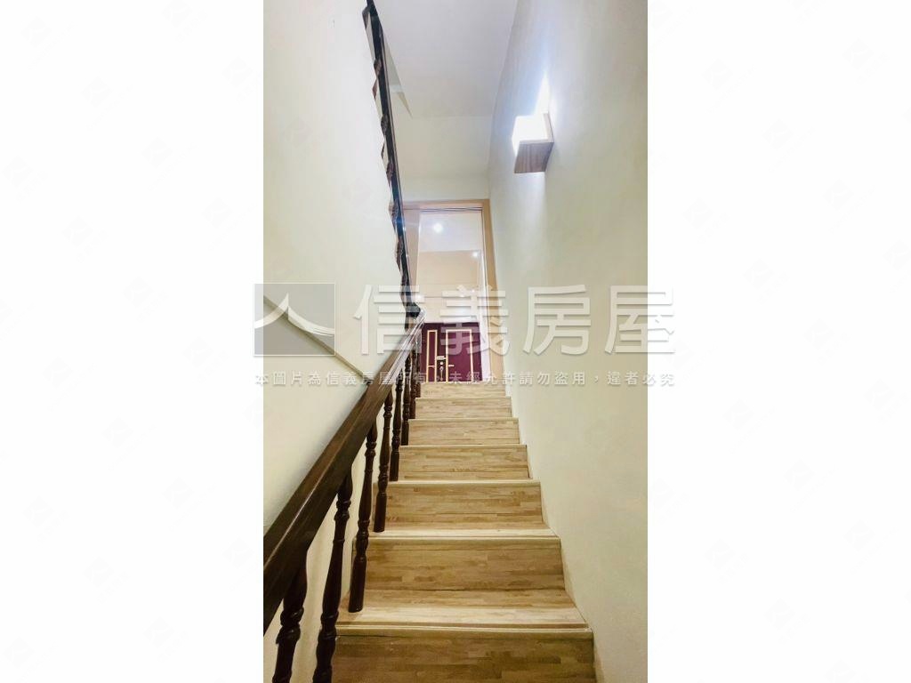 台元大車庫美透天房屋室內格局與周邊環境