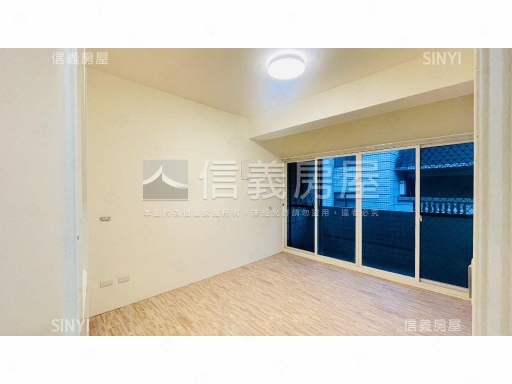 台元大車庫美透天房屋室內格局與周邊環境