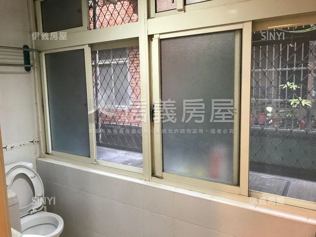 富國路置產金雞母房屋室內格局與周邊環境