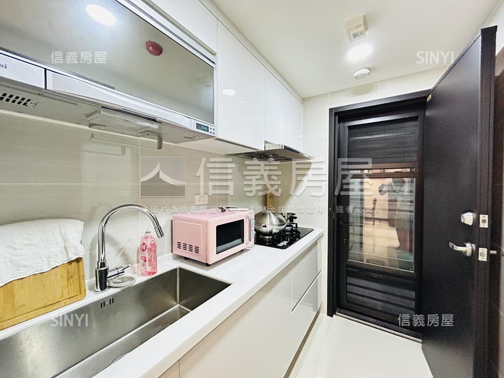 圓富登峰●高樓旖旎風光房屋室內格局與周邊環境