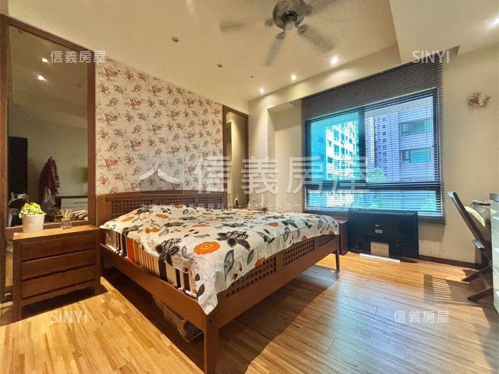皇苑逸品苑稀有三房平車房屋室內格局與周邊環境