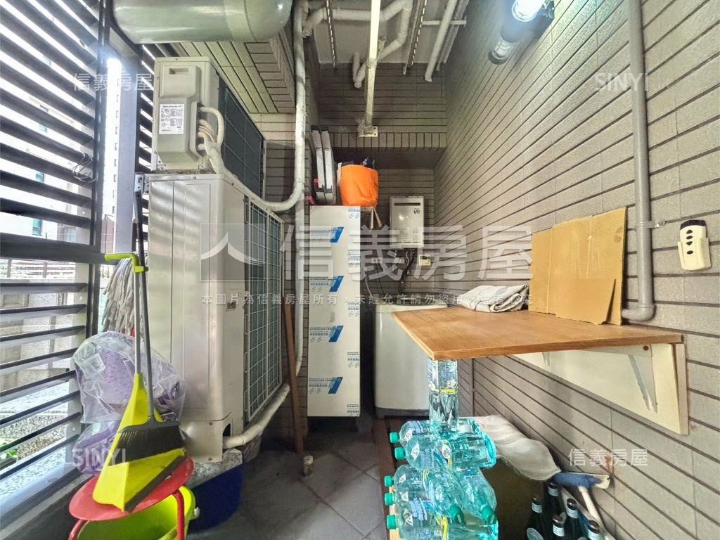 皇苑逸品苑稀有三房平車房屋室內格局與周邊環境