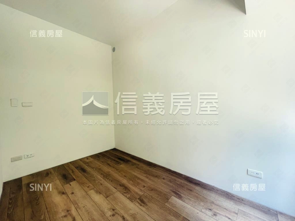 安閒自得挑高Ｑｕｅｅｎ房屋室內格局與周邊環境