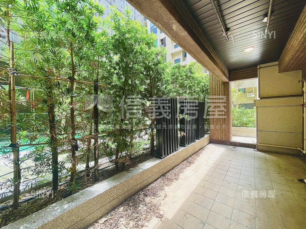 安閒自得挑高Ｑｕｅｅｎ房屋室內格局與周邊環境