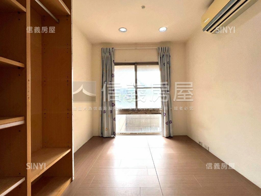 新站宏築三房車位房屋室內格局與周邊環境