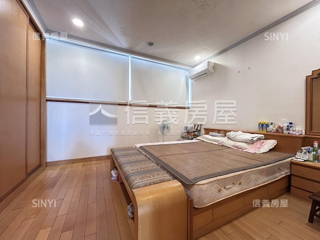 景美河畔豪景頂峰樓中樓房屋室內格局與周邊環境