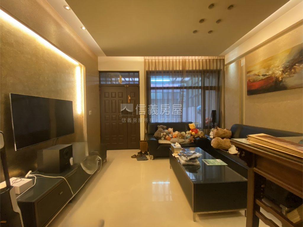 東區正自由路臨路透天房屋室內格局與周邊環境