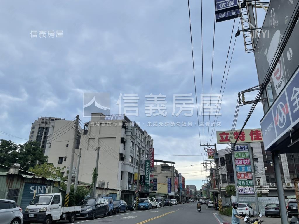 澹寧居臨路透天住店房屋室內格局與周邊環境