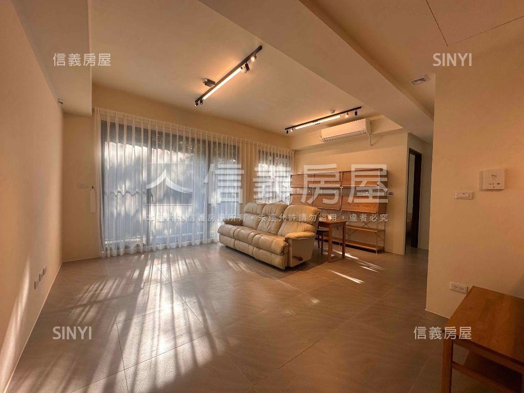 學府首席大２房車位房屋室內格局與周邊環境