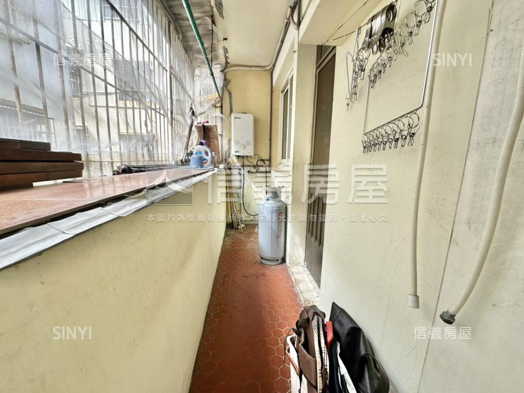 近科工館學區公寓４樓房屋室內格局與周邊環境