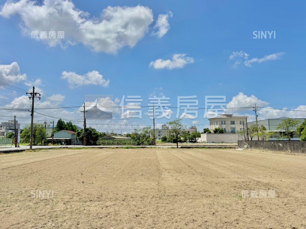 新化北勢三面臨路方正農地房屋室內格局與周邊環境