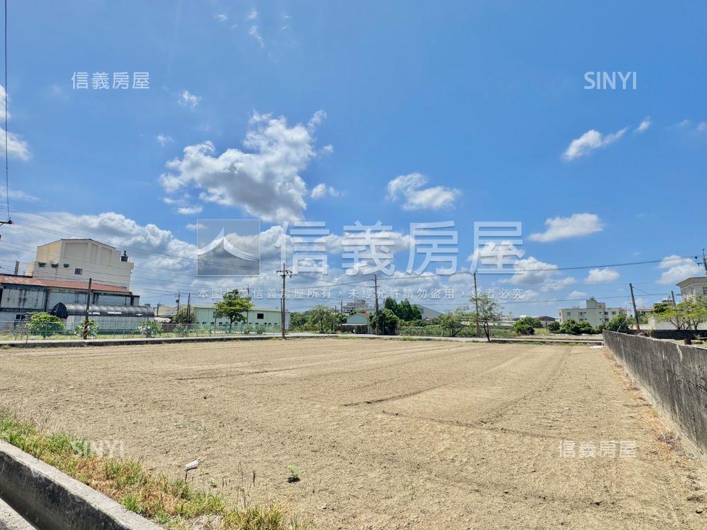 新化北勢三面臨路方正農地房屋室內格局與周邊環境