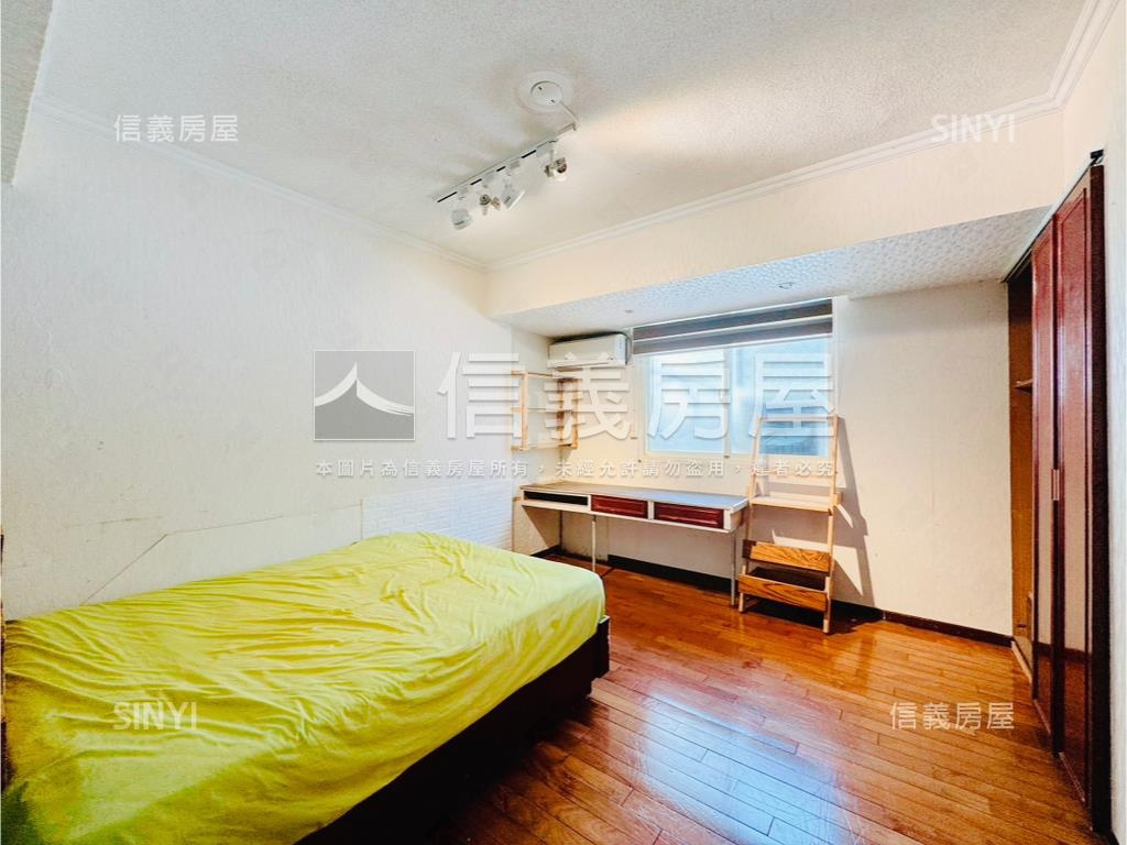 信義國品§邊間三房陽光居房屋室內格局與周邊環境