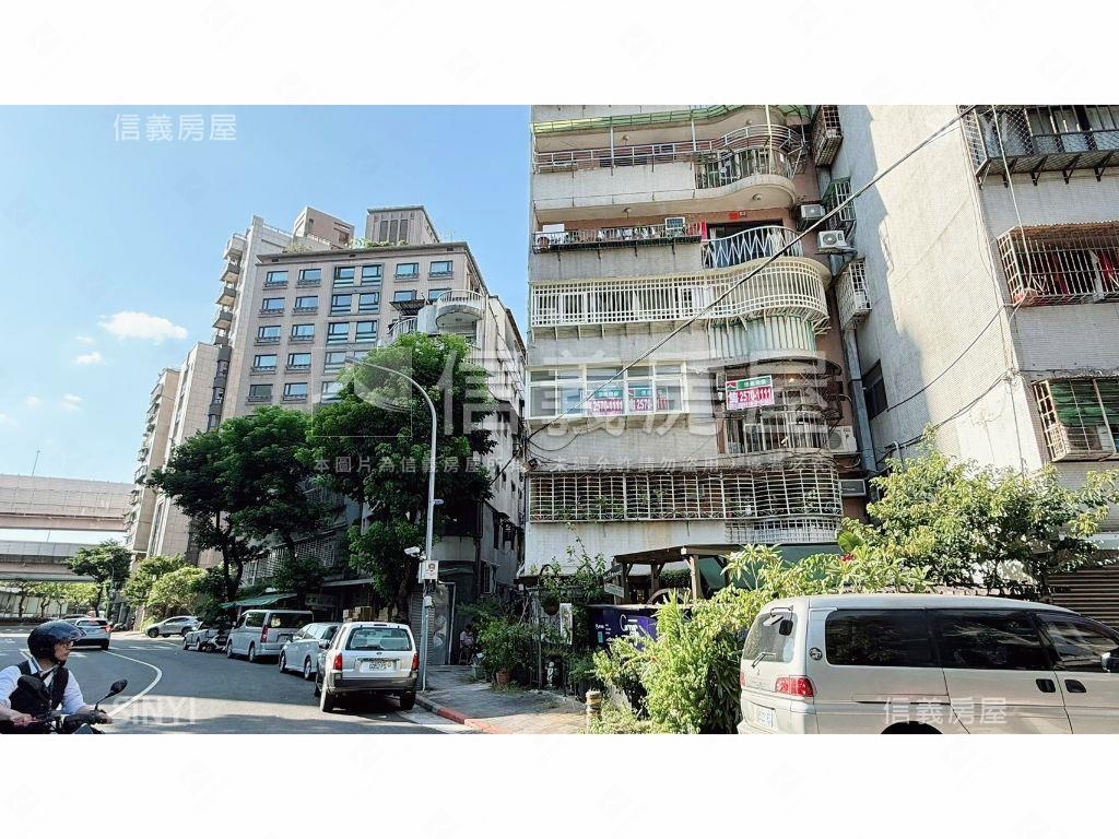 信義國品§邊間三房陽光居房屋室內格局與周邊環境