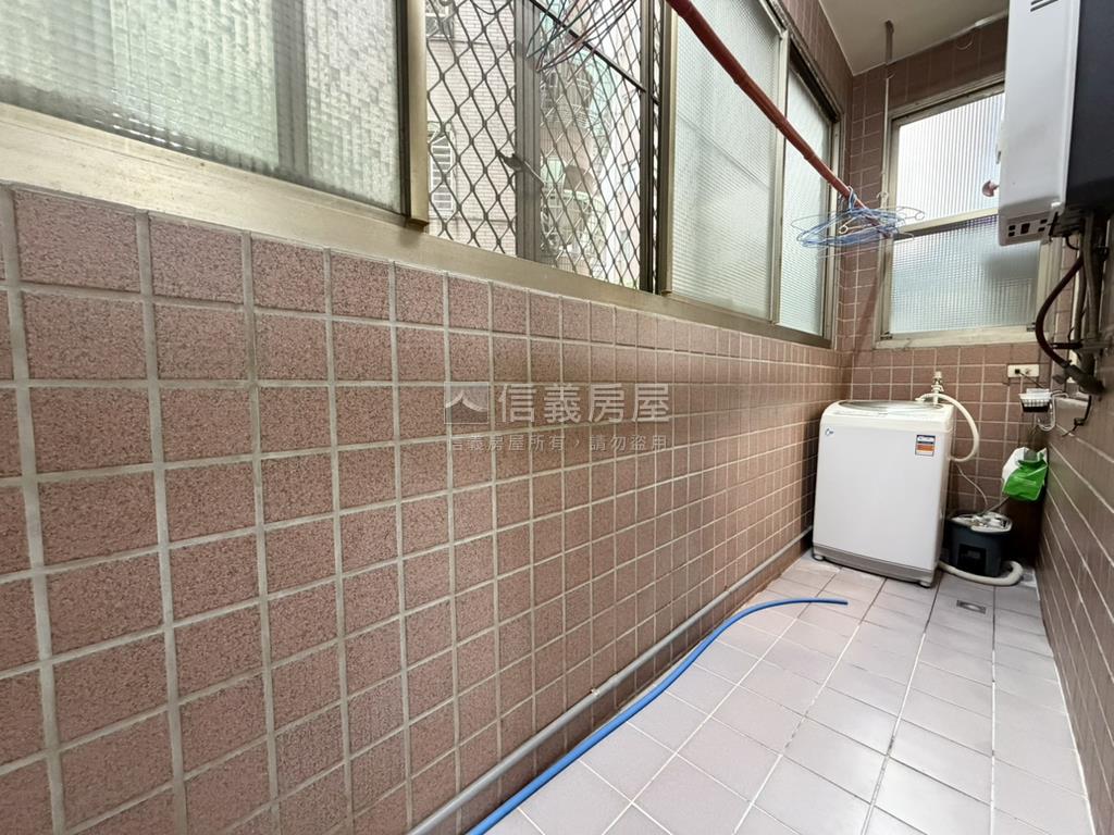 ★帥降價太子三房近雙鐵讚房屋室內格局與周邊環境