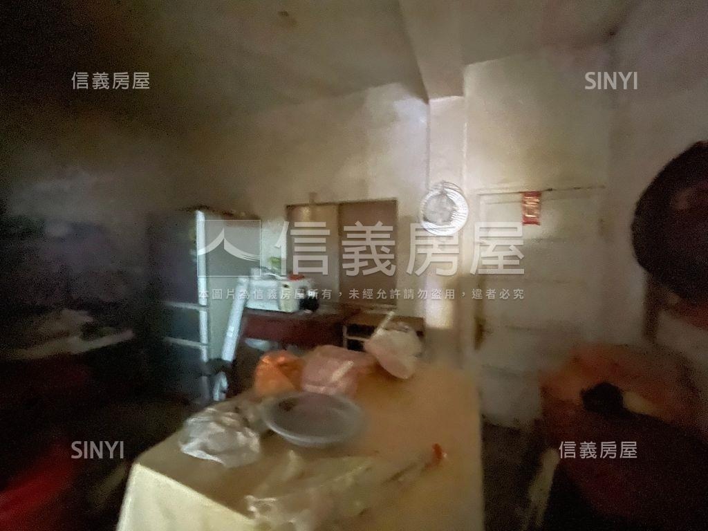 近竹科大地坪透天房屋室內格局與周邊環境