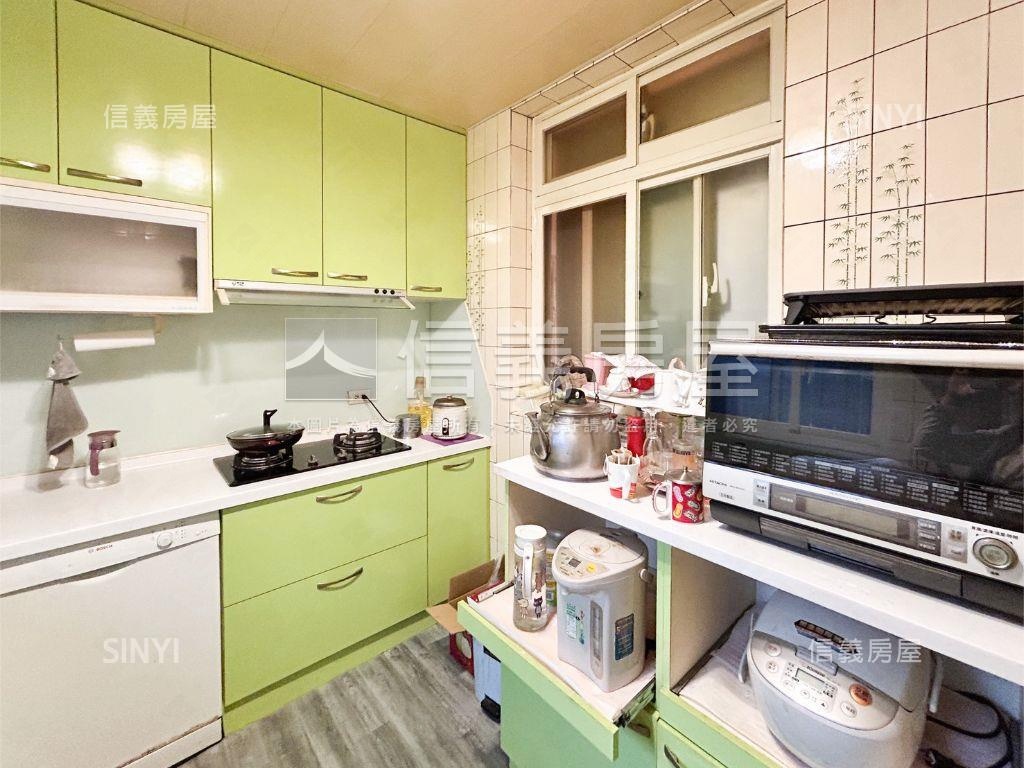 近汐止火車站稀有２樓房屋室內格局與周邊環境